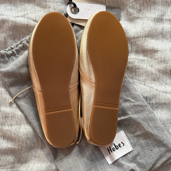 Hobes Women's Gold Leather Laceup Shoes - Picture 3 of 5